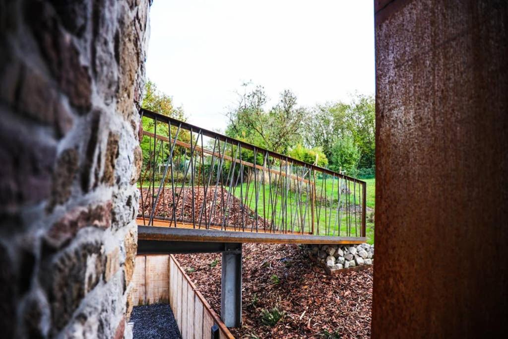 Amazon Corten مارشه ان فامن المظهر الخارجي الصورة
